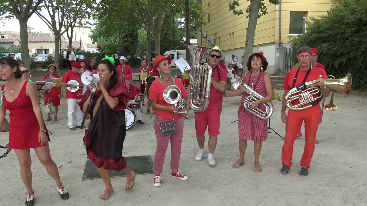 Le Petit Bal De La Belle De Mai (Fiera Brass - Fête de la Tomate à Lambesc 2019)