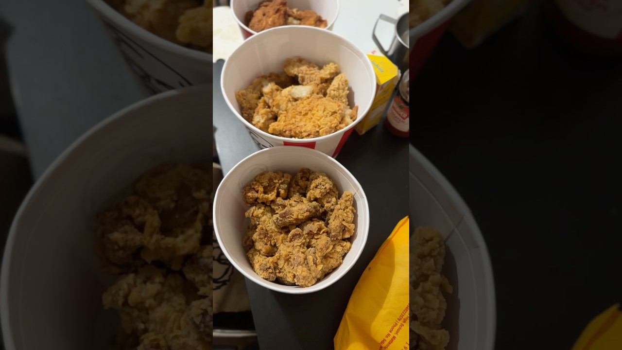 6000 രൂപയുടെ KFC🍗#germanmalayali #germany #foodie #food #vlog #malayalam #mallu #kerala #foodvlog