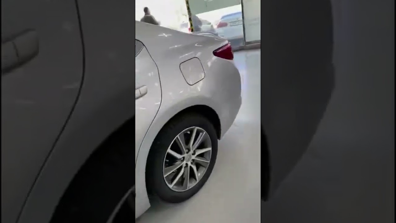 Краткий обзор Lexus ES300h 2016 Корея Пробег: 70тыс км.
