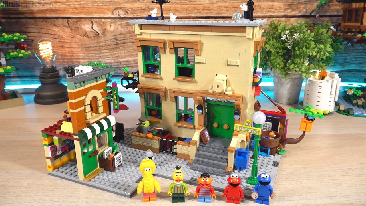 LEGO Ideas 123 Sesame Street 21324 ⏩ Speed Build