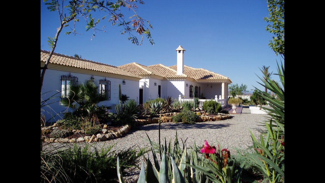 SOLD! Spanish Property Choice Video Property Tour - Villa A1183, Albox, Almeria. 299,999&euro;