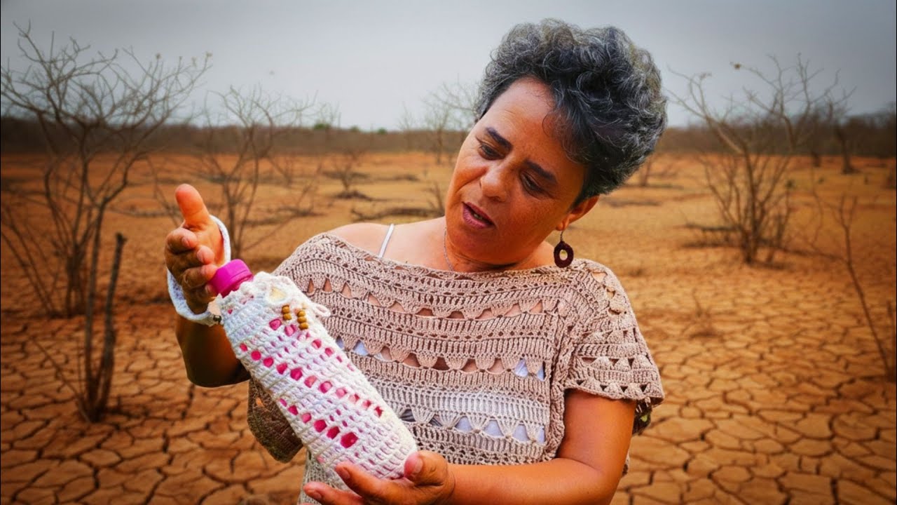 NUNCA MAIS ESQUECI DE TOMAR ÁGUA 💧 Bolsa de Crochê para Garrafinha de Água | Fácil e Prática 
