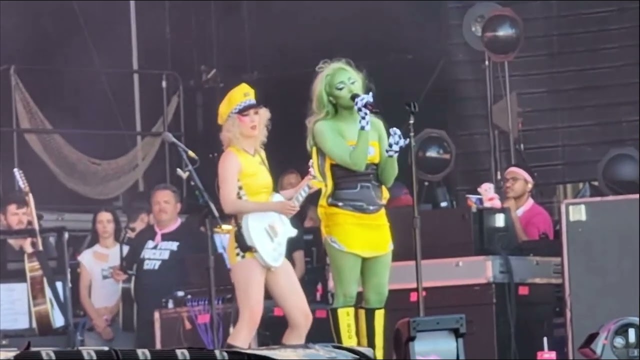 Chappell Roan - The Subway LIVE (Debut/First Performance) Gov Ball NYC New York 6/9/2024