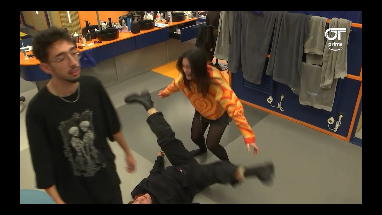 OT2023 violeta y chiara se vuelven locas por la noche 09/01/2024