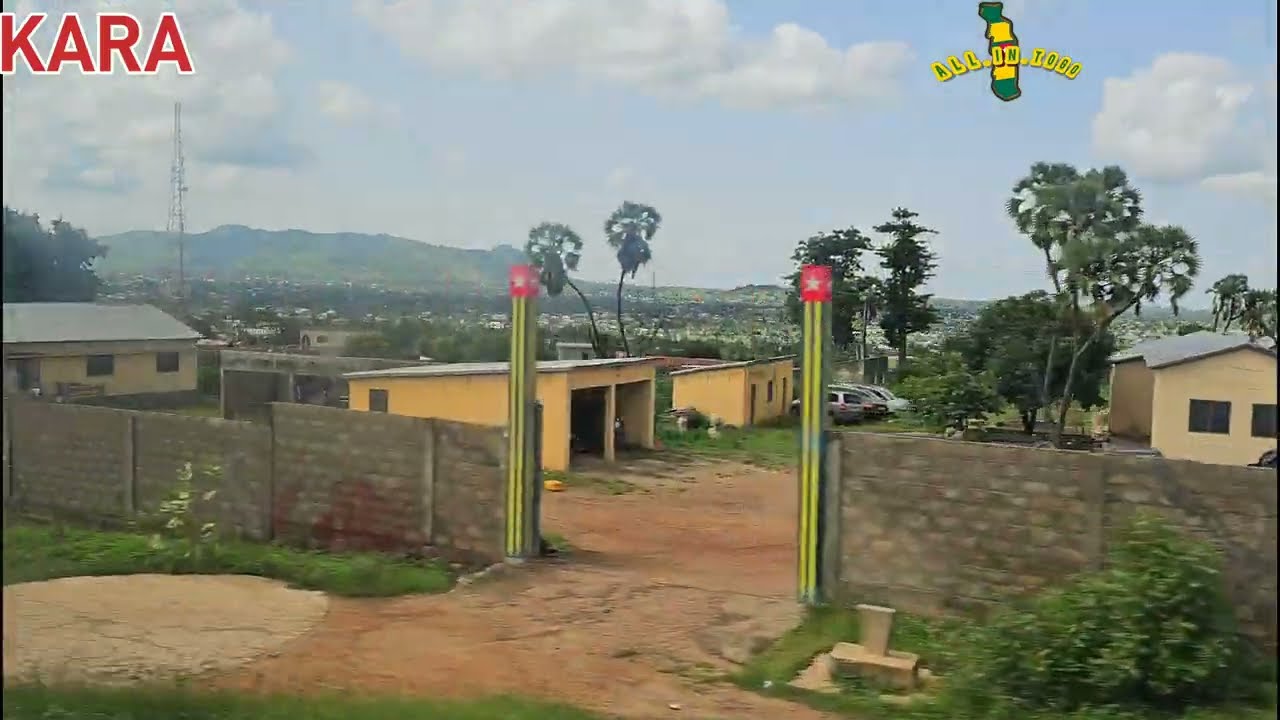 PART 5 TOGO LANDSCAPE BAFILO KARA NIAMTOUGOU KANTE BY COACH WITH VIEWS OF CHRIS OF DEFALE, MOUNTAINS
