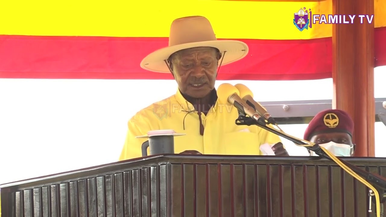 Museveni Closes Campaign With Massive Kololo Rally