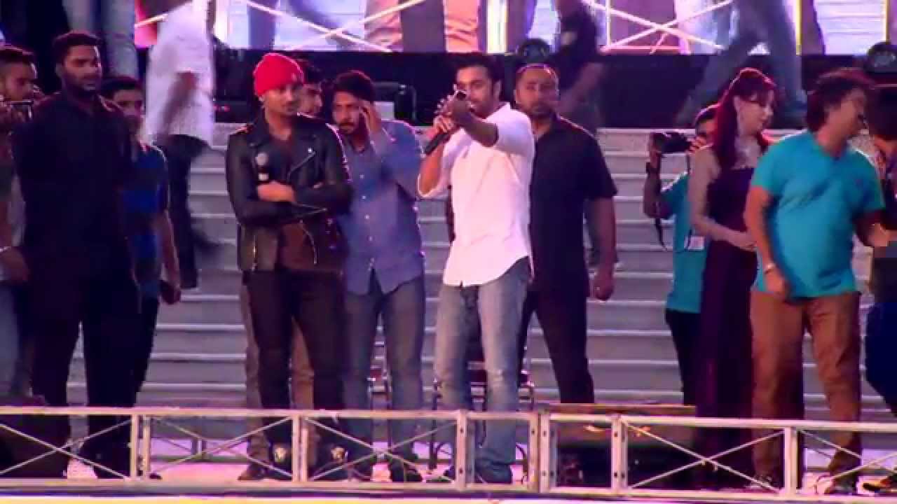 Kshitij Thakur Challenged yo yo Honey Singh ALS Ice bucket Challenge