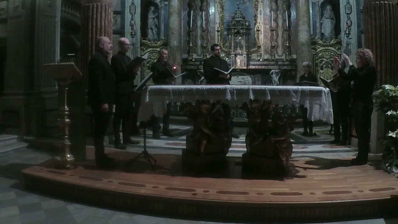 AVE MARIA - Coro Abbazia Novalesa  Enrio Demaria, maestro del coro e direttore