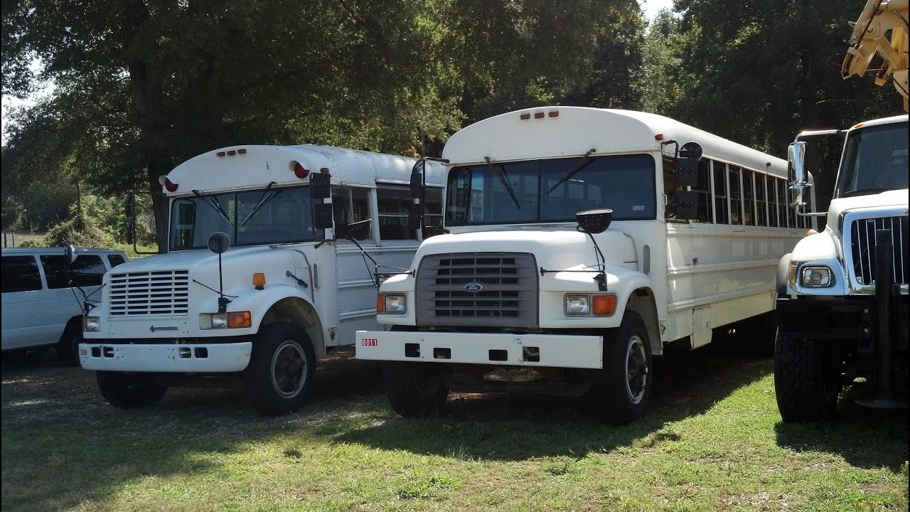 96' Ford Thomas 5.9L Cummins Activity Bus Overview with Cold Start!