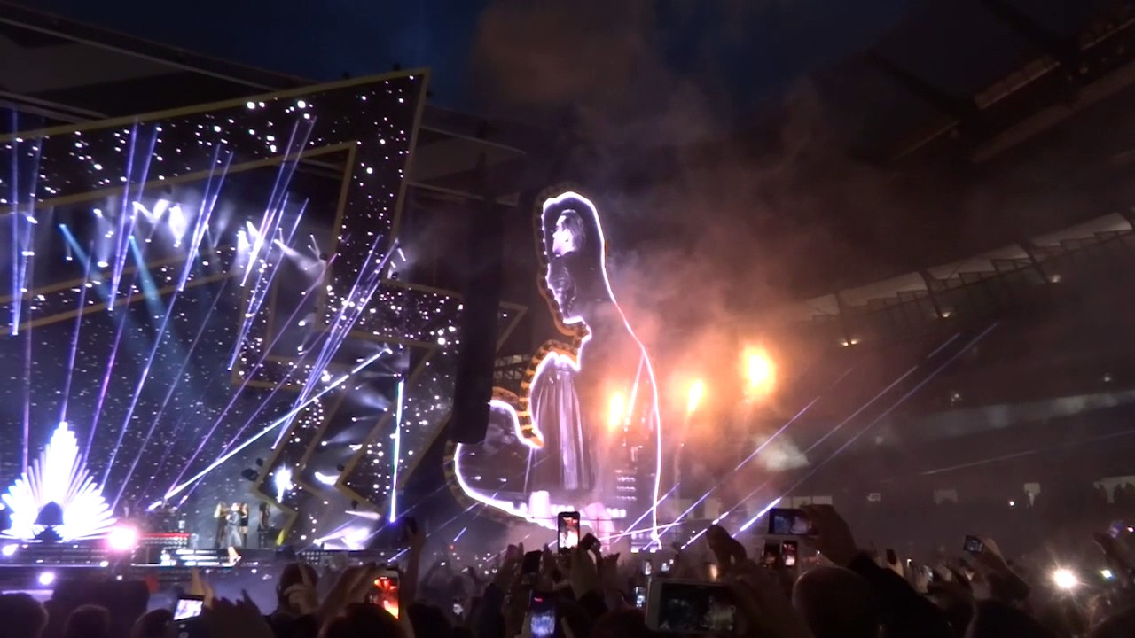 Robbie Williams.  Angels (Live) 2nd June 2017.  Dedicated to those who died in recent attack.