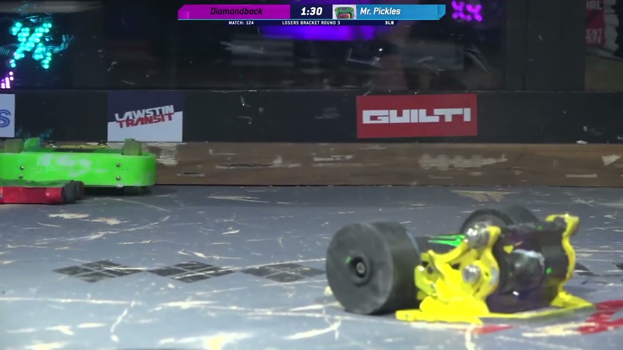 Diamondback vs Mr. Pickles - 3lb Robot Combat