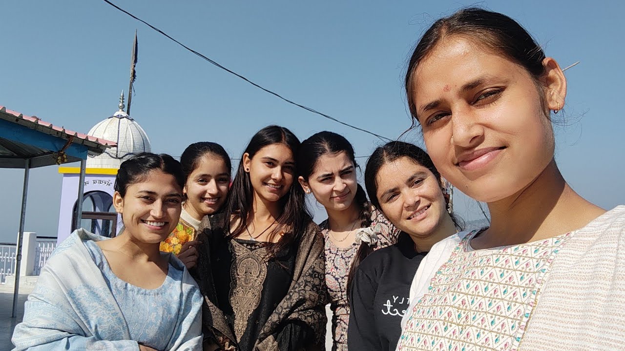 Freinds ke saath gye soni devi fir se.. #travel#minivlog #radhekrishnaa #1176 #fun #