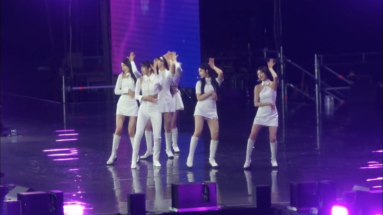 IVE - After Like, Paris 08.04.2023, La Défense Arena , Music Bank