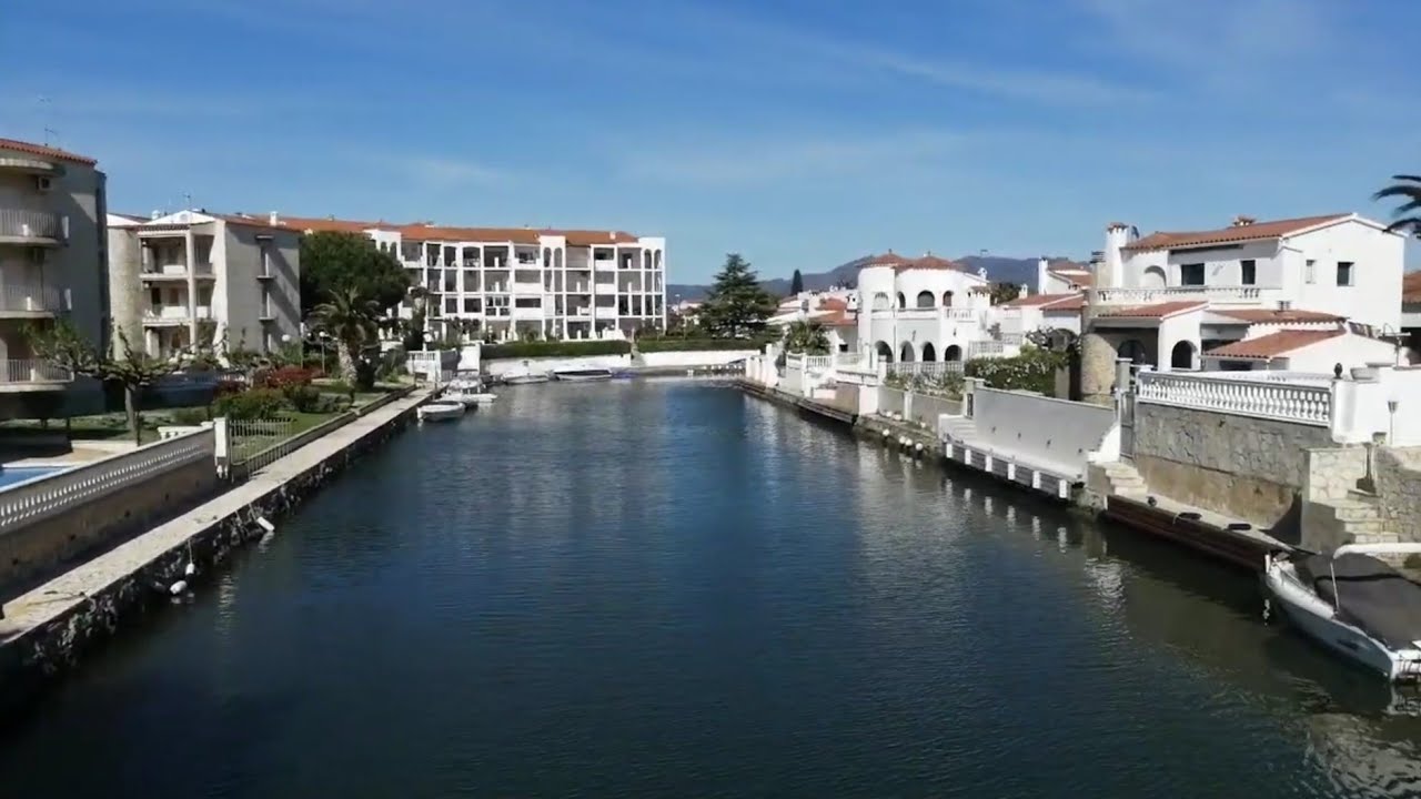 Walking tour Canals Empuriabrava Costa Brava Spain