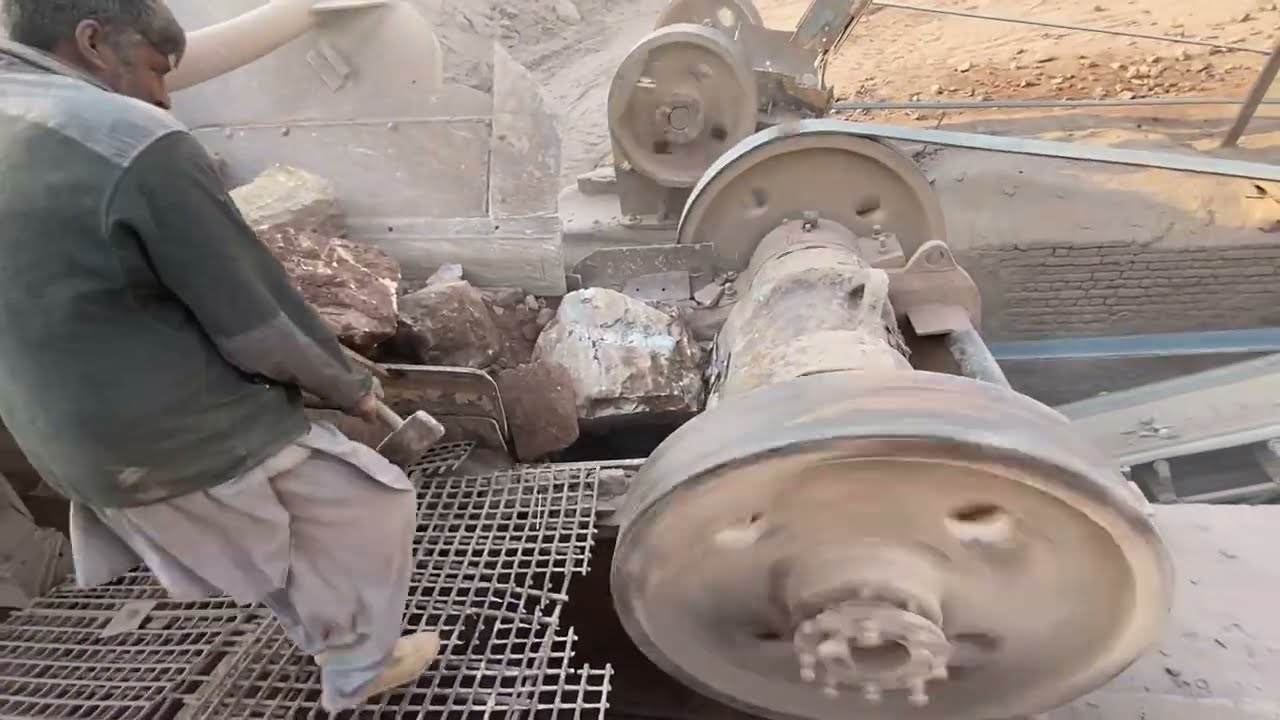 Risky Stone Crushing Job | Heavy Rocks & Hard Work 💪