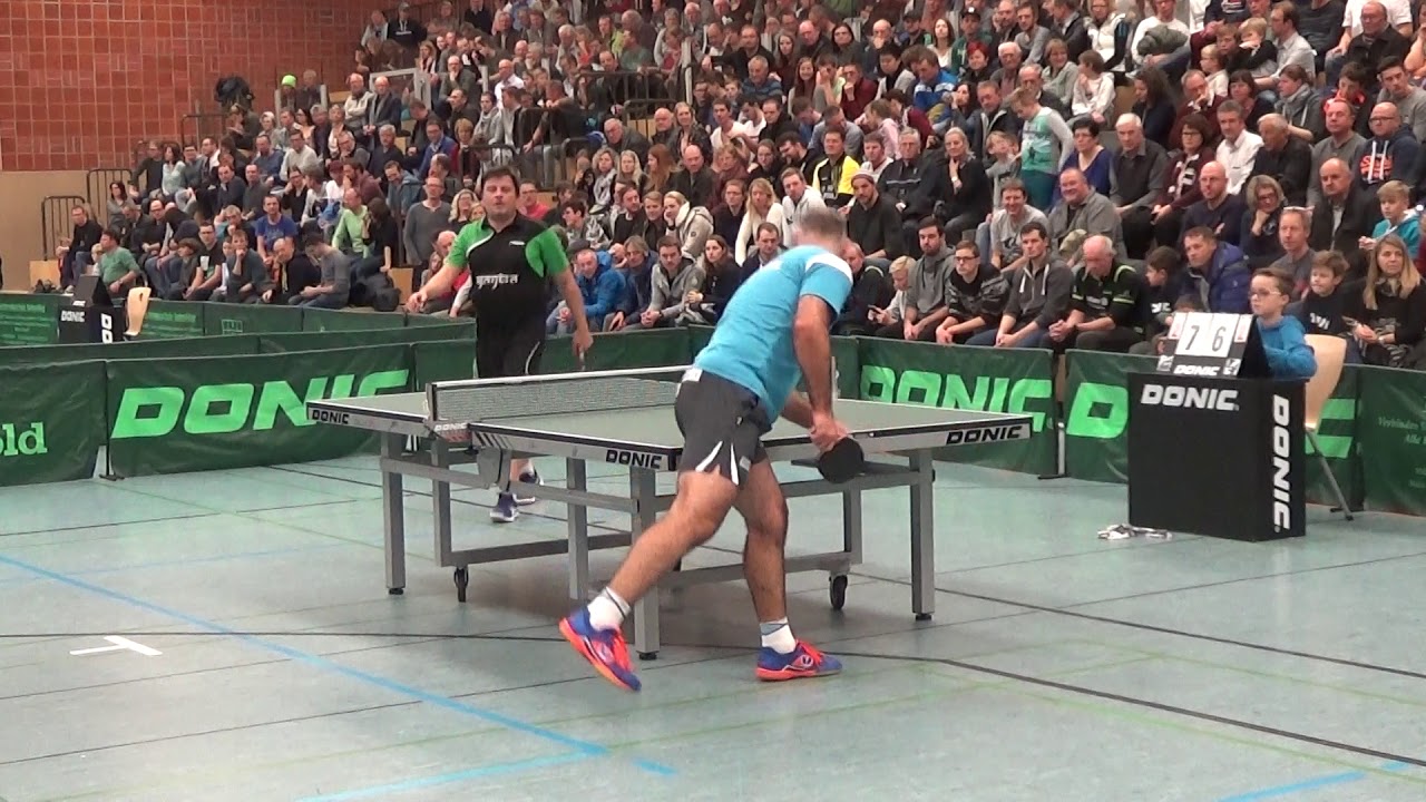 Petr Korbel Czech vs Karakasevic Serbia Leipold Supercup Table Tennis 20171114 Schwabach Stativ