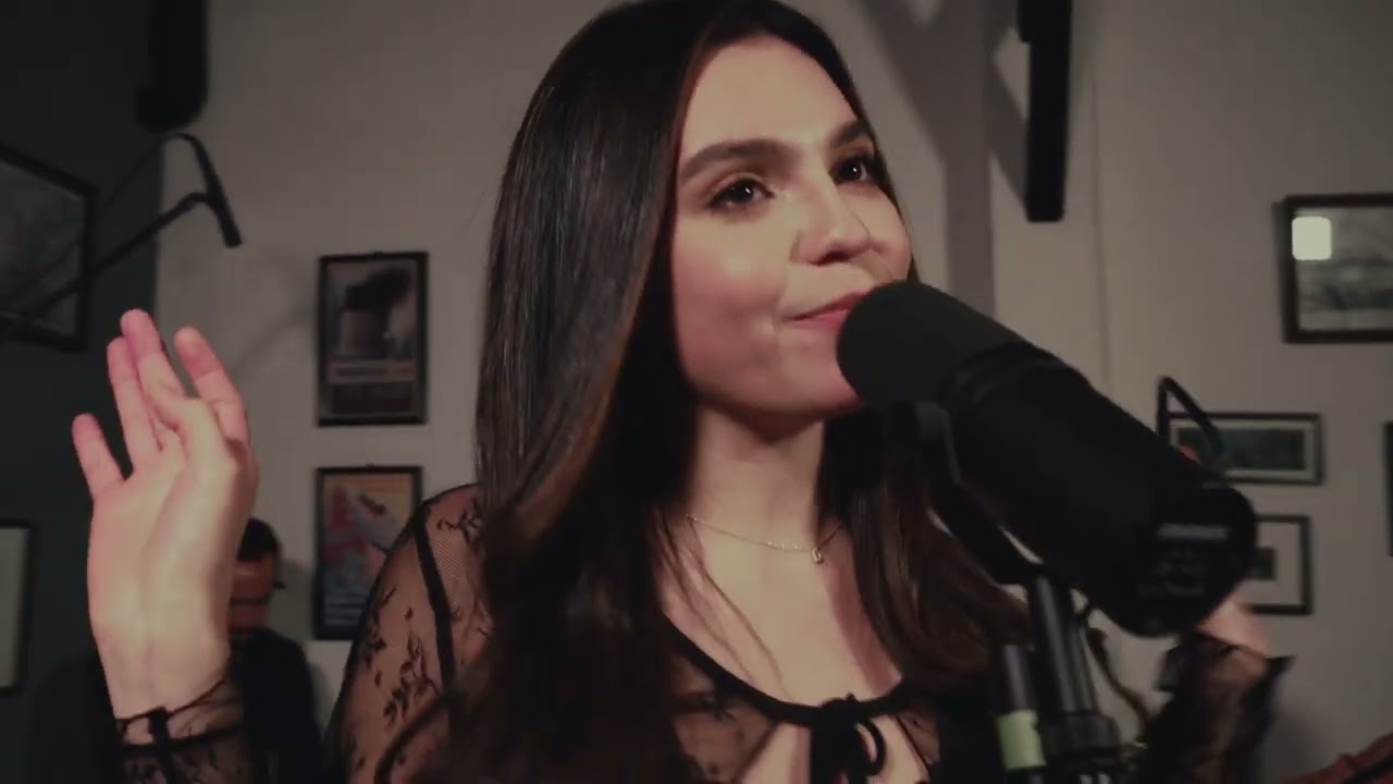 Daphne Michelle - Piel Canela (Sesión Acústica)