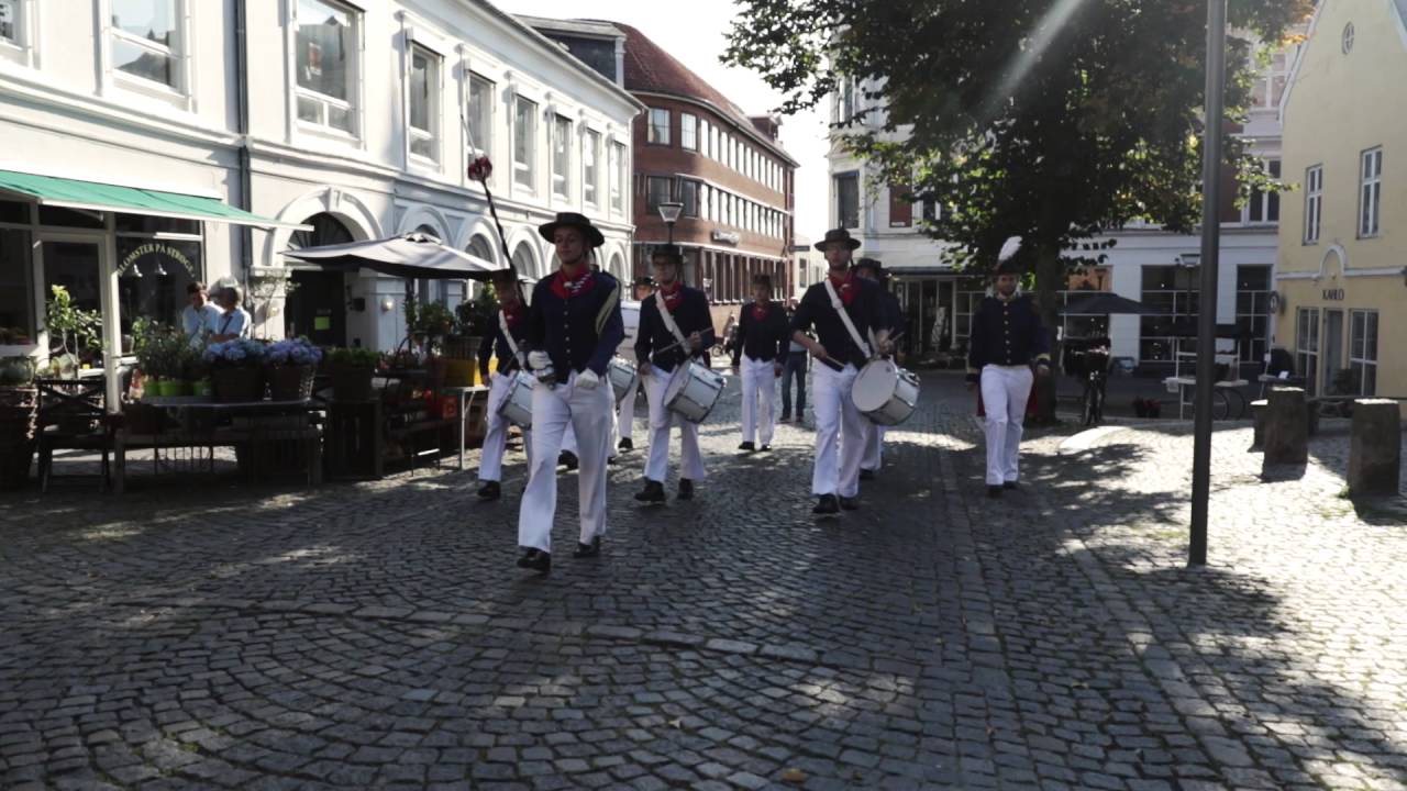 Peder Most Garden(trommekorps) -  Marchtur