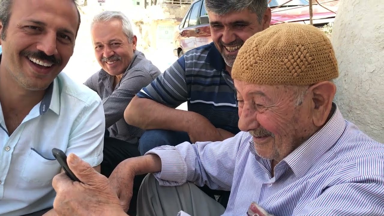 AŞAĞI ULUPINARDA ALİPAŞA EMMİ SAKARYADA CUMALİ DİNLER TELEFON GÖRÜŞMESİ