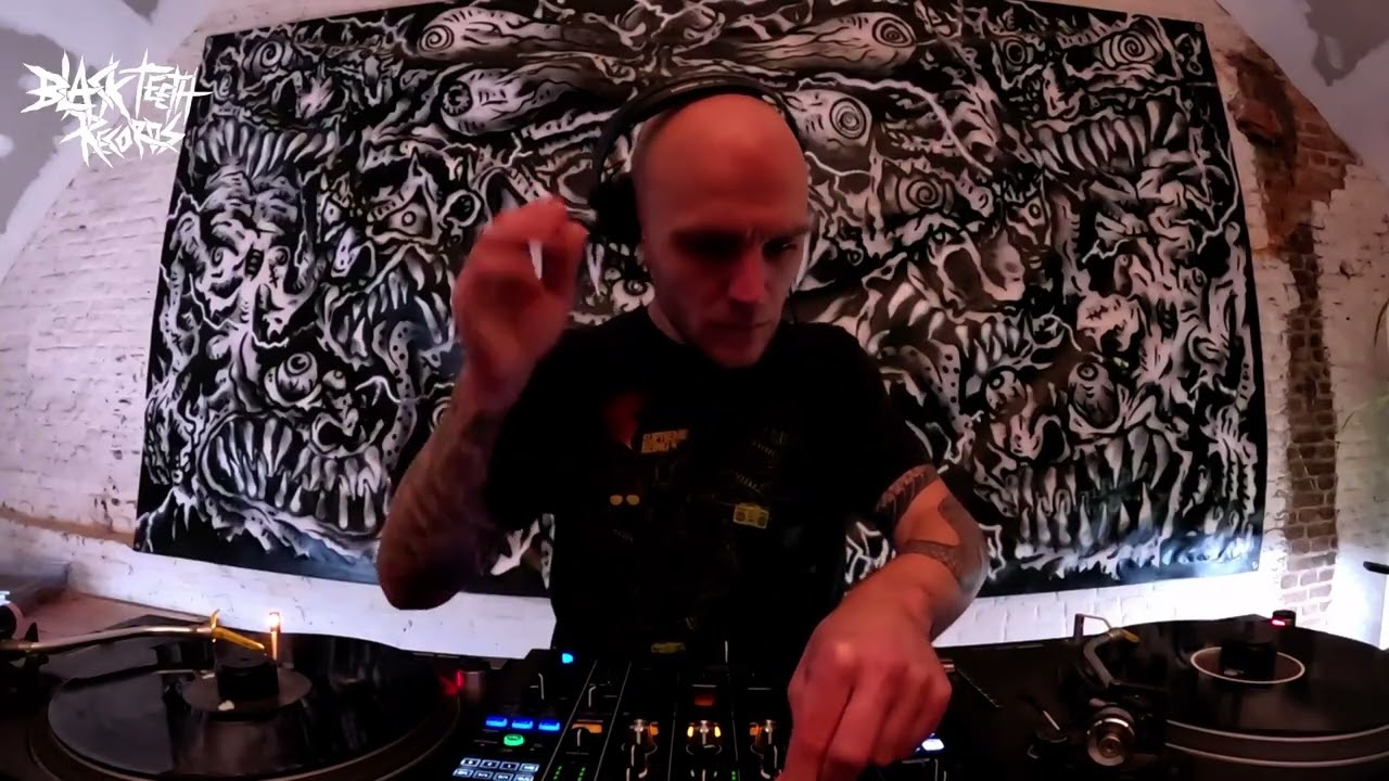 Black Teeth Radio: Unseen Kollektiv with Obstn8 Vs0n 21-12-2025