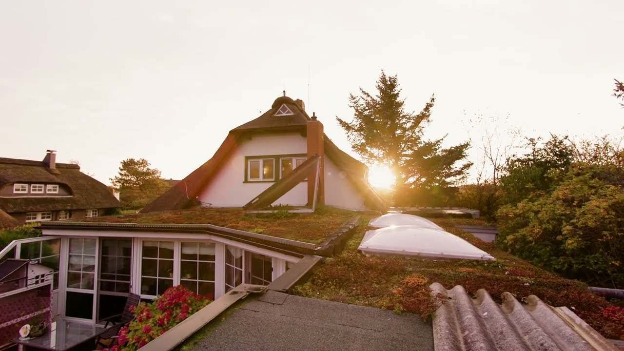 Traumhafte Lage trifft Tradition - Reetdachhaus auf Langeoog