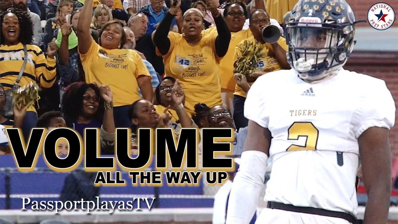 MOST ENTERTAINING player in HS Kobe Hudson has Michael Vick effect on the field!!!