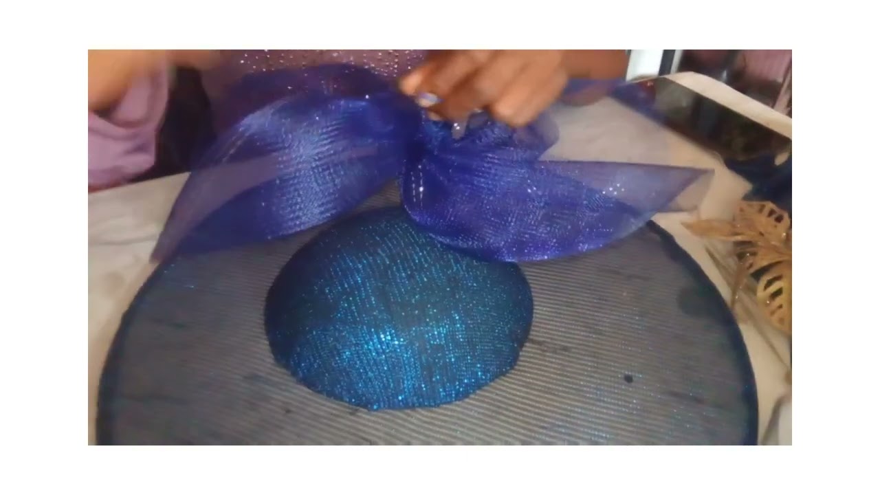 Satellite Fascinator with Single Net