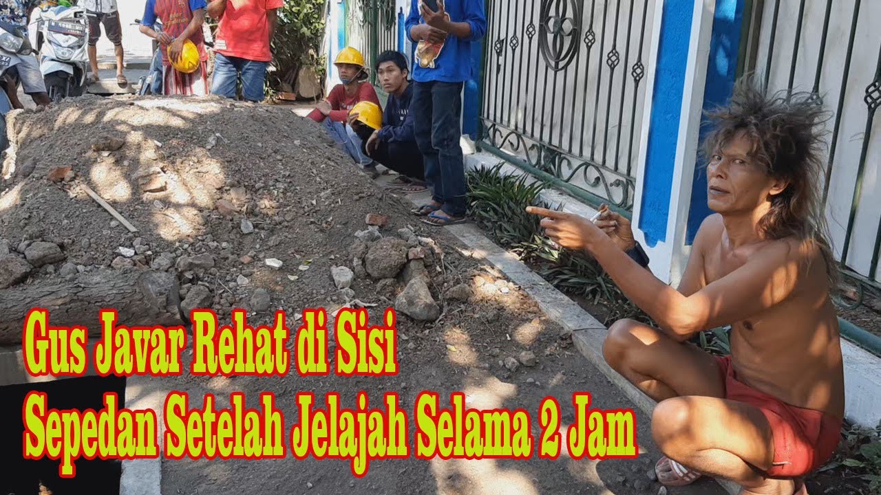 Tiba Tiba Gus Javar Istirahat di Pinggir Jalan dan  Membelikan Rokok & Minuman Teh Dingin
