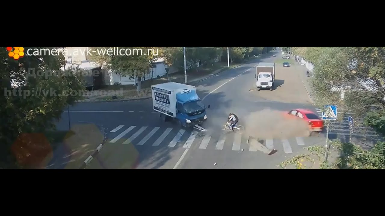 Junction Car Crash Compilation
