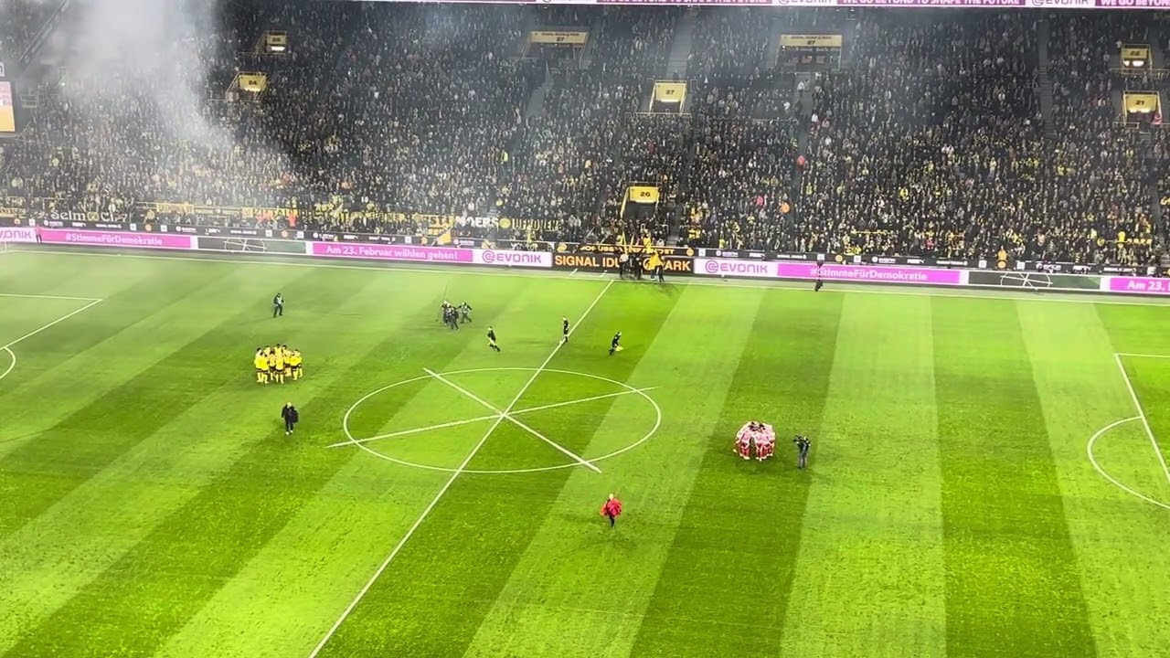 Ultimative Battle of Ultras Choreo BVB gegen Union Berlin 22.02.2025 #pyro #bundesliga