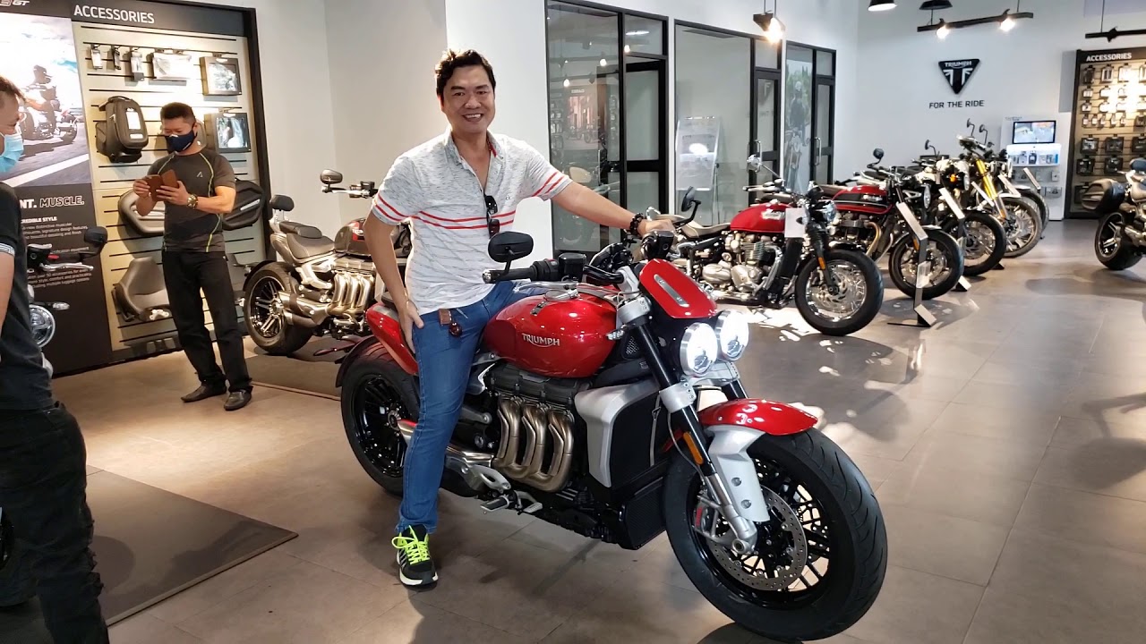 Dự lể ra mắt hàng khủng Triumph Rocket 3 2500cc 2020