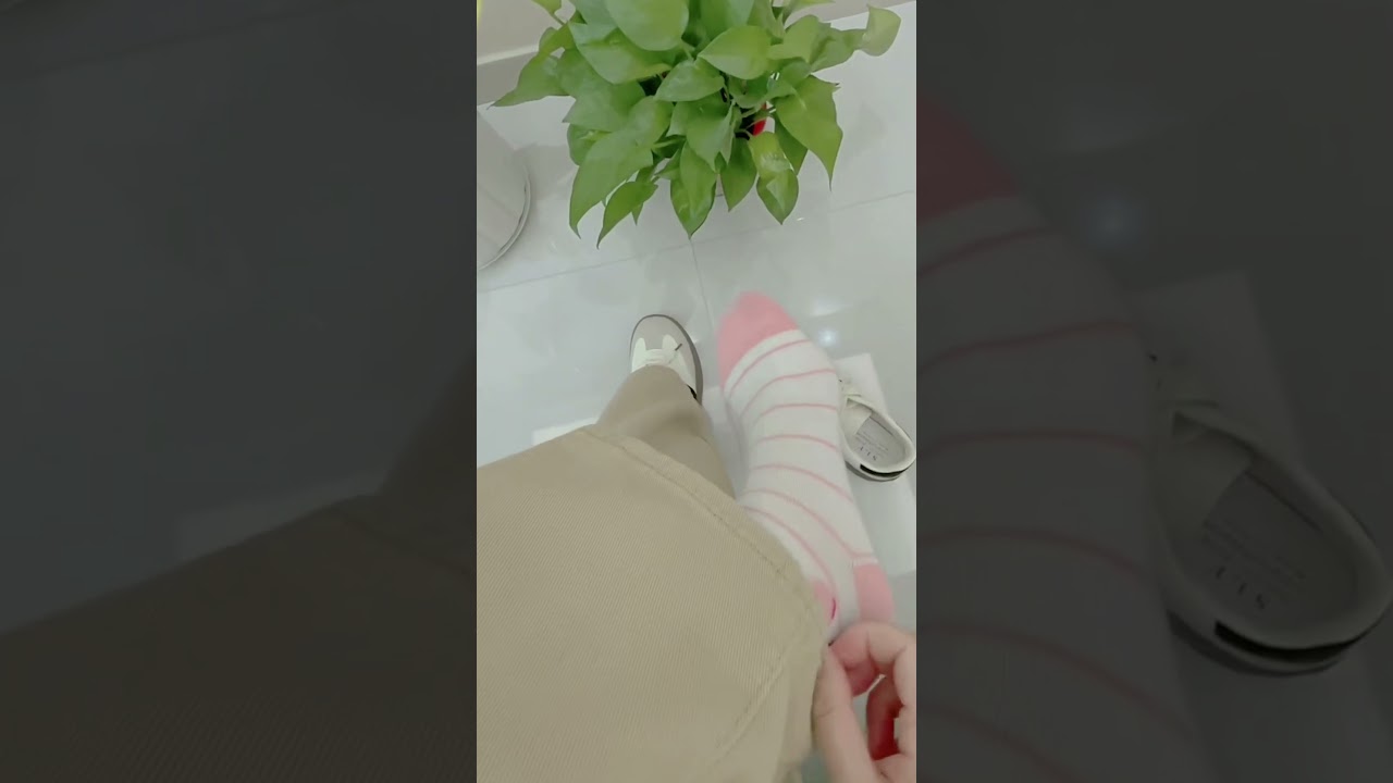 warm sock, smell and feel EP34  