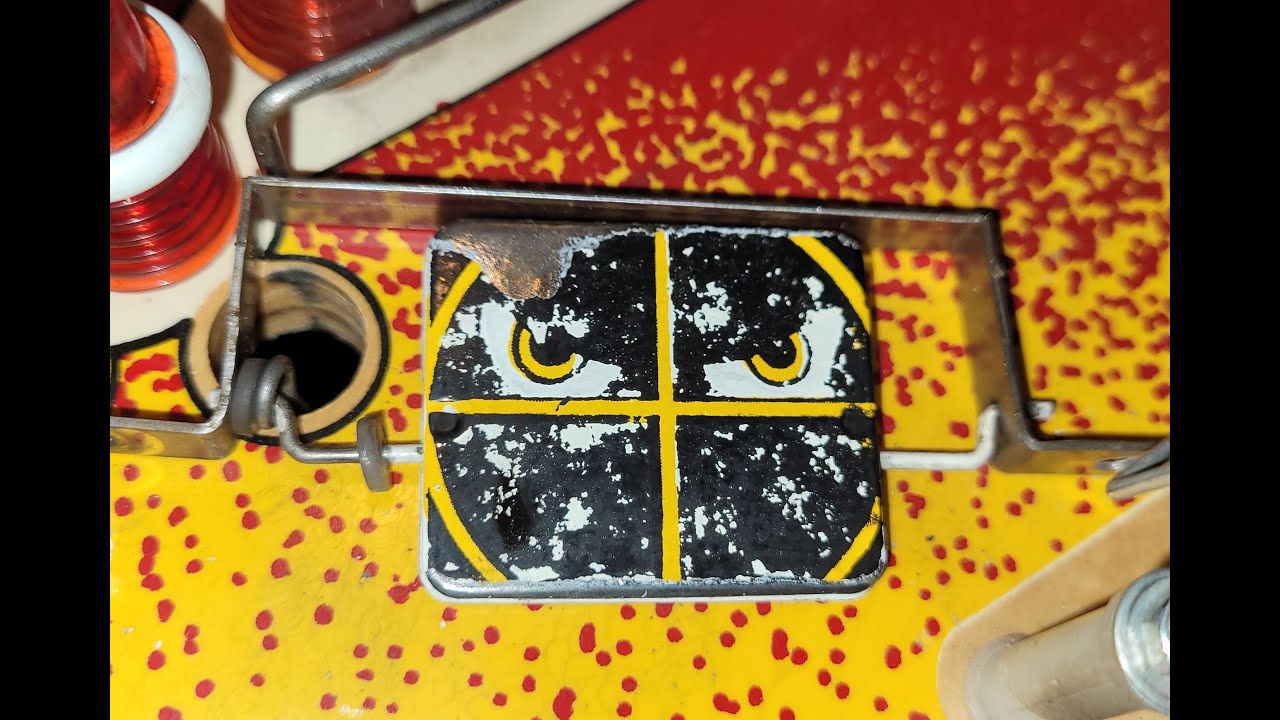 Part 5: Bally Frontier Pinball Project. Don't clean spinners with Novus 2!