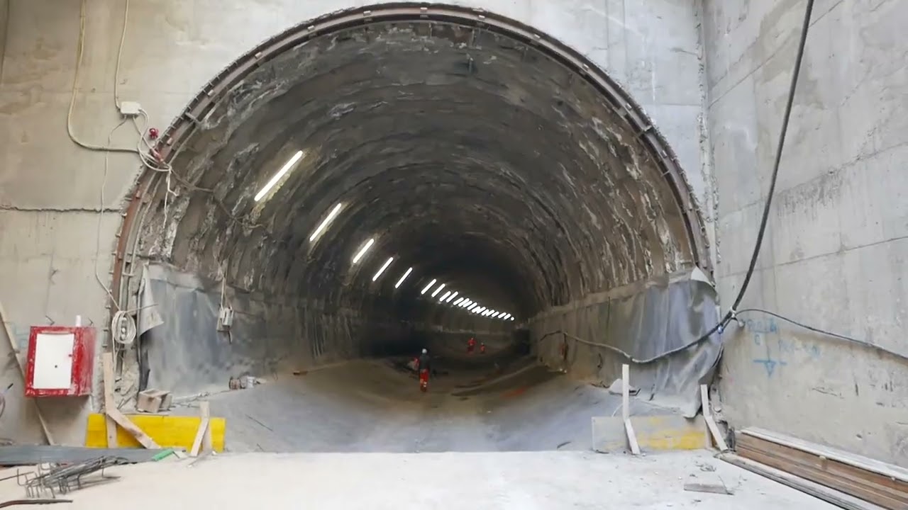 Il volo del drone - Cantieri linea 1 Metropolitana di Torino (marzo 2022)
