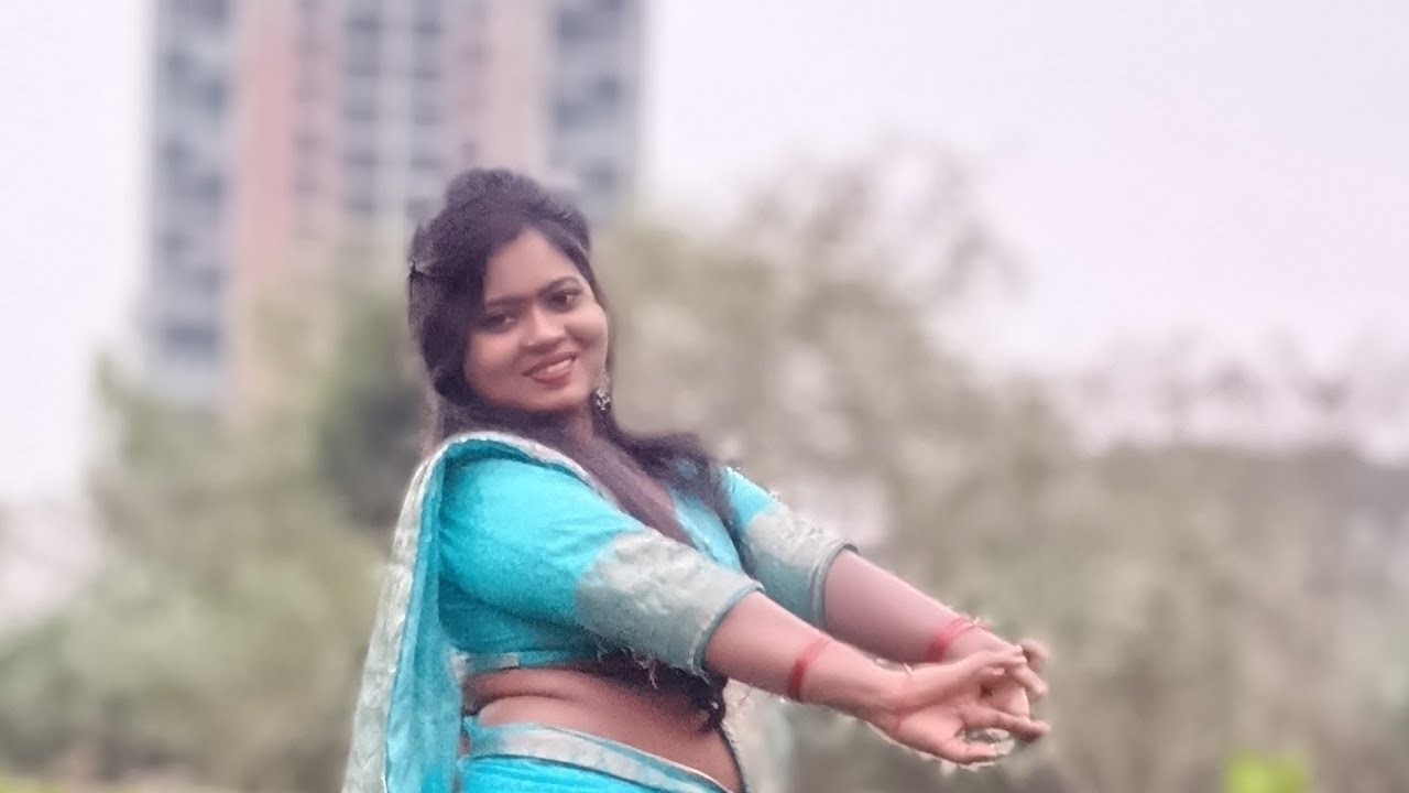 Malti prajapati is live!