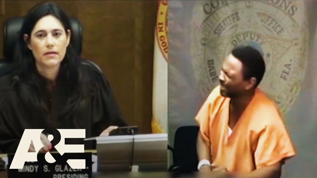 Court Cam: Judge Recognizes Friend From Middle School (Season 2) | A&E