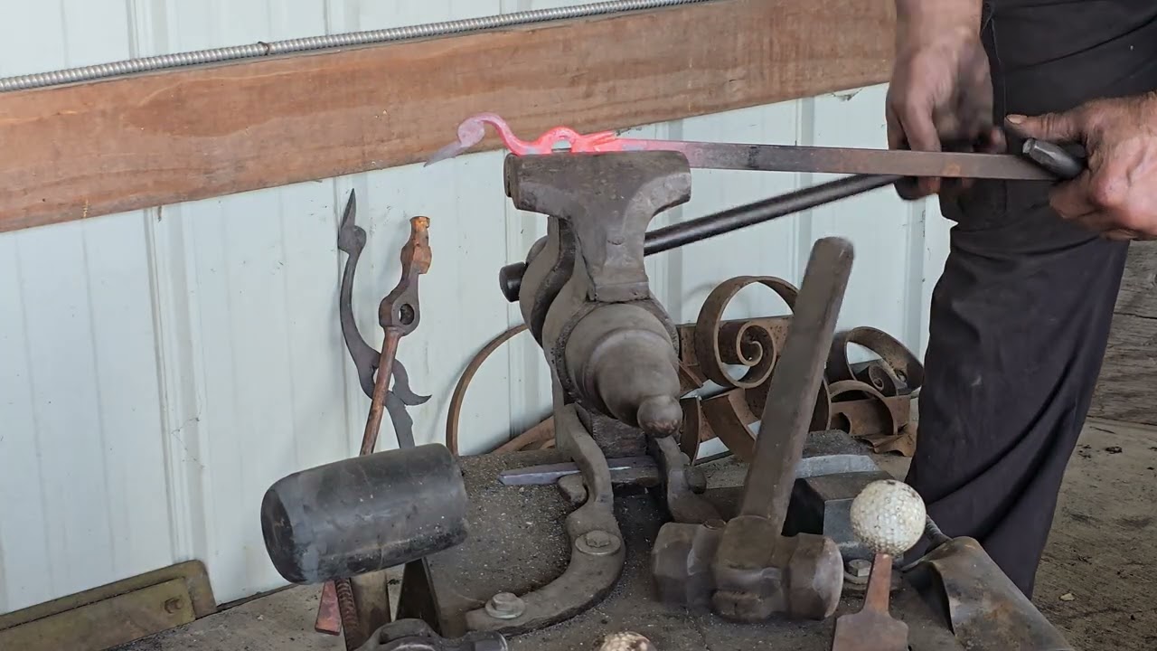 Crane Clinker Grabber 1