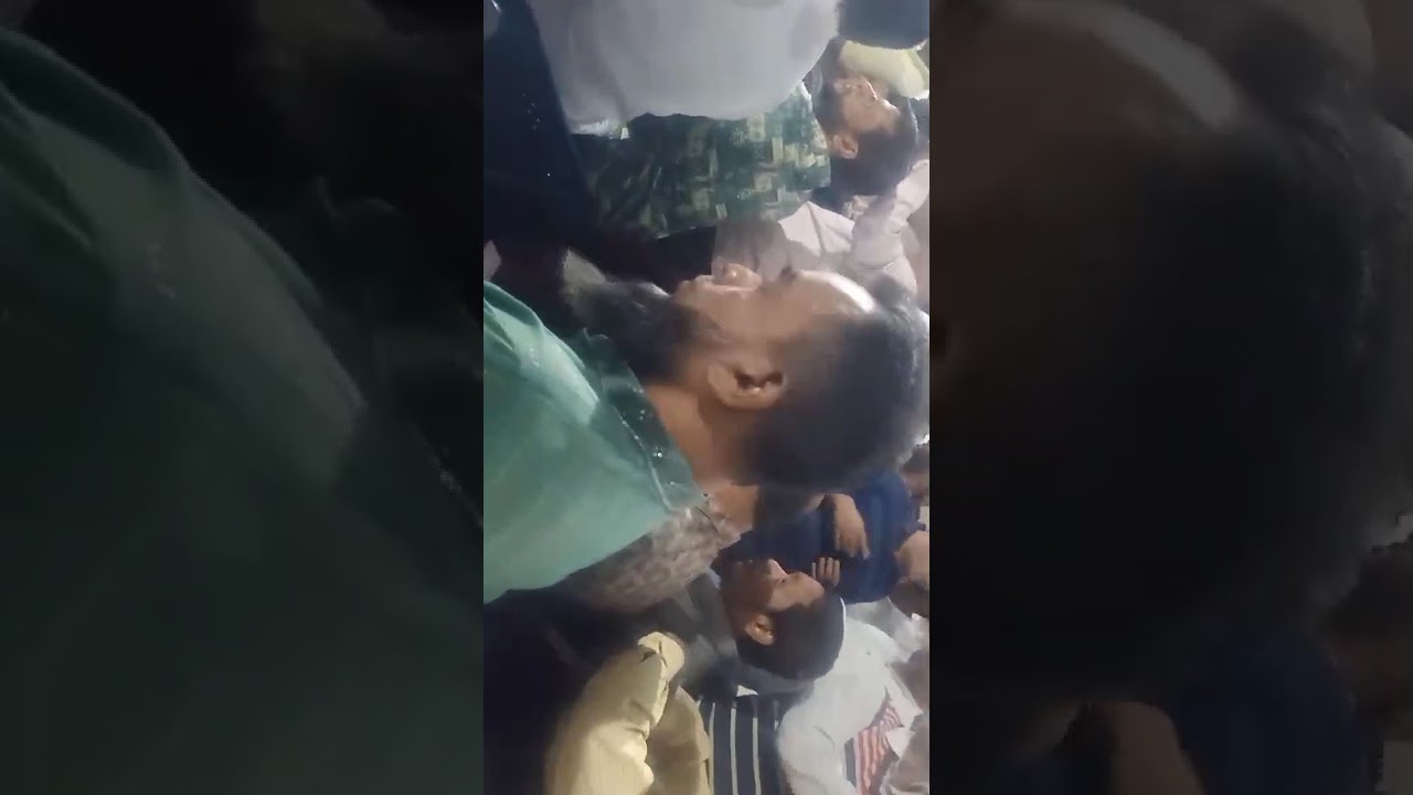 নেতা-কর্মীদের সঙ্গে সৌজন্য সাক্ষাৎ করেছেন মির্জা আব্বাস 