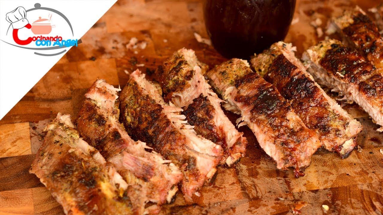 Costillar de Cerdo Marinado a la Parrilla.