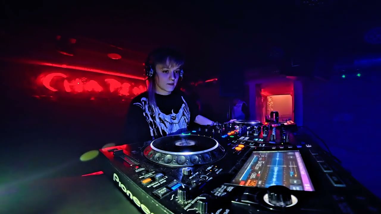 KNIFEPL^Y Techno Performance for DJ Prague | Chapeau Rouge Prague, 7. 2. 2026