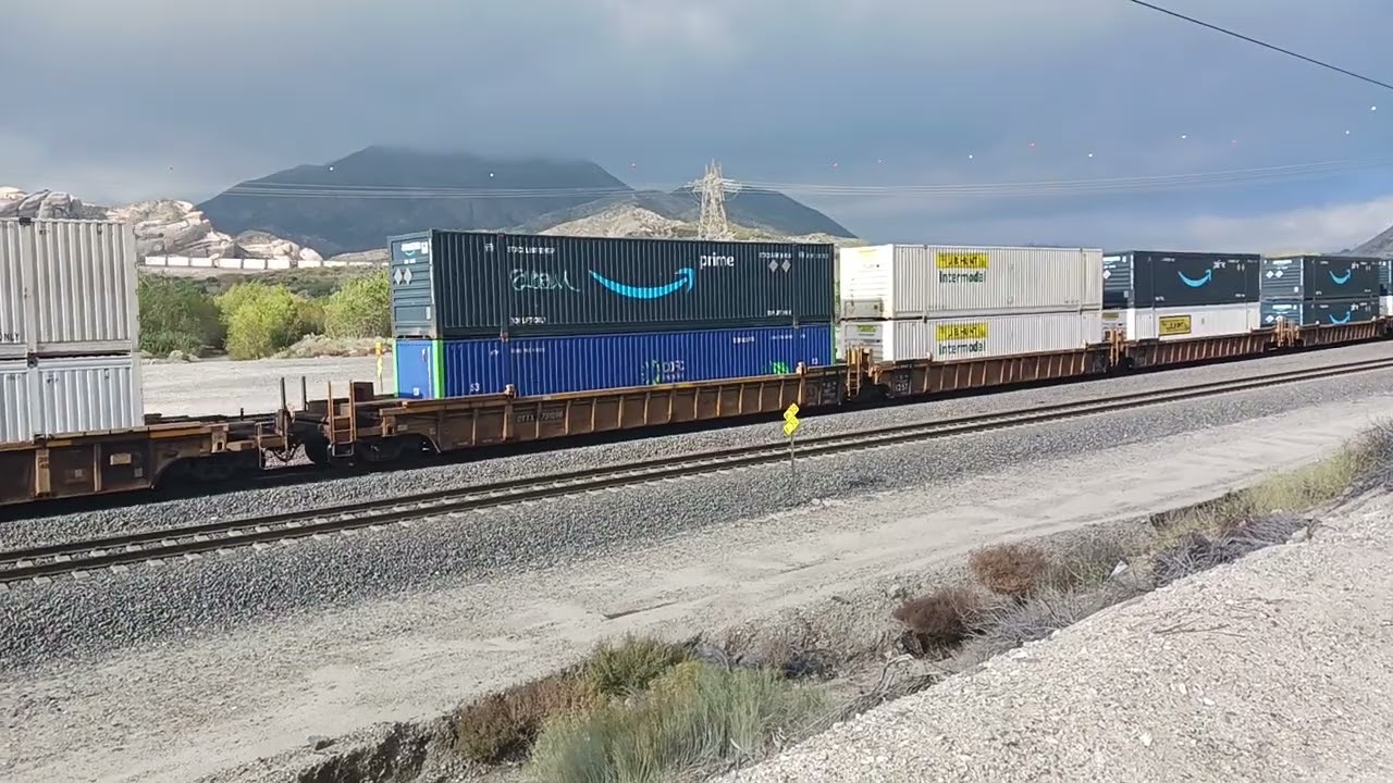 Part 2 of the Port Stack Video. mid DP, Warbonnet Huge train. #thatcurveguy