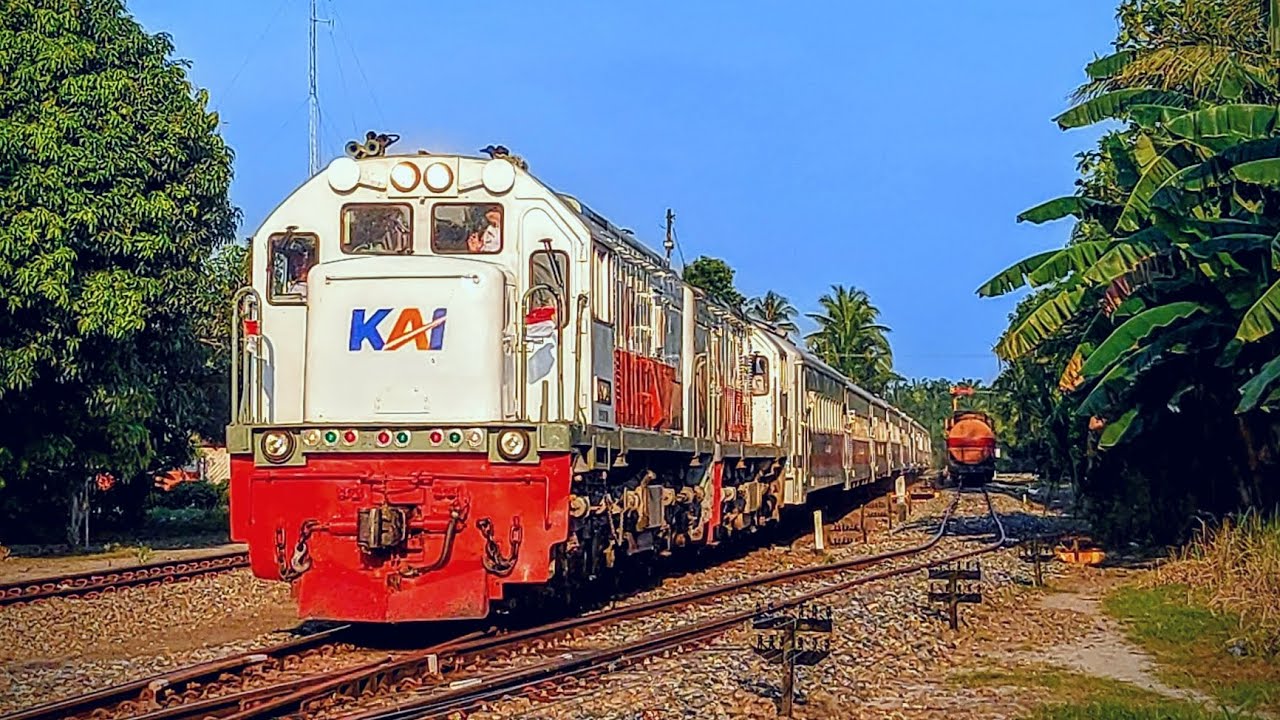 DAUBLE HEADED‼️ KA U53A Sribilah Utama Ditarik 2 Lokomotif