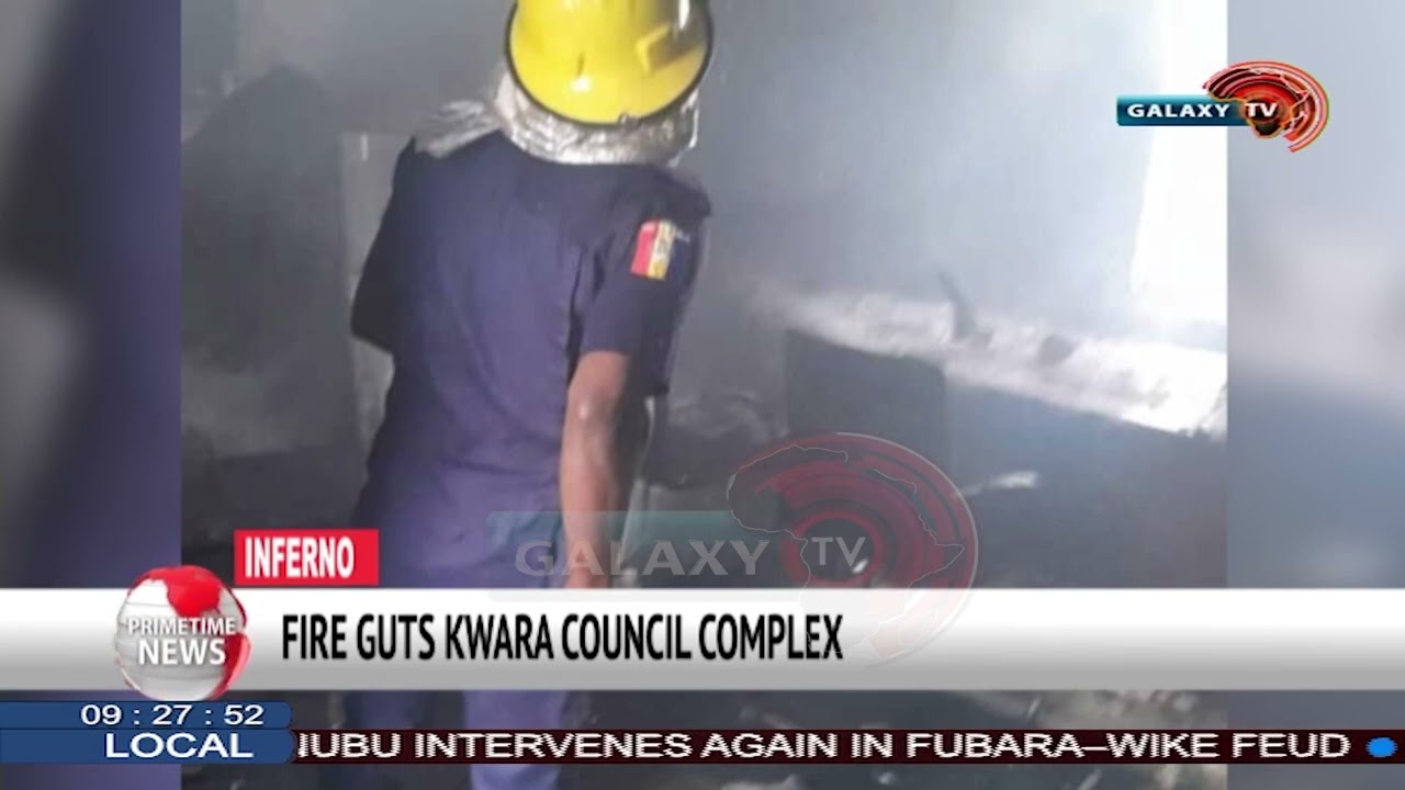 ПОЖАР ПОВРЕЖДАЕТ КОМПЛЕКС СОВЕТА КВАРА