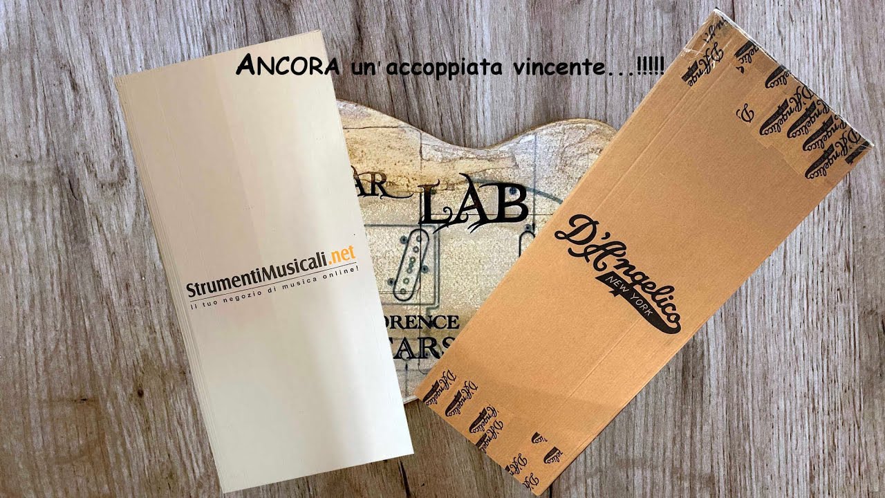 D'ANGELICO Premier Gramercy Vintage Natural