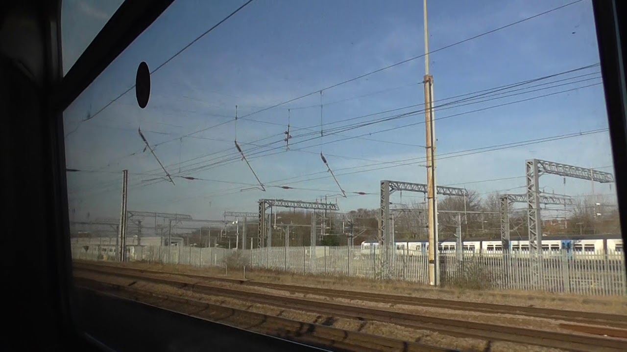 Journey on Great Northern Railway from Drayton Park to Alexandra Palace