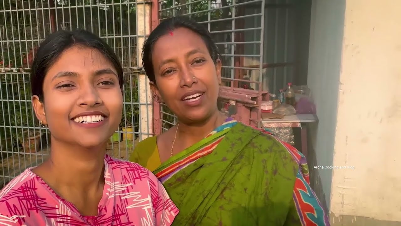 মা আলু দিয়ে পাতলা করে খাসির মাংস করলো, আমি আর দিদু একসাথে বসে খেয়ে নিলাম | Our daily vlog