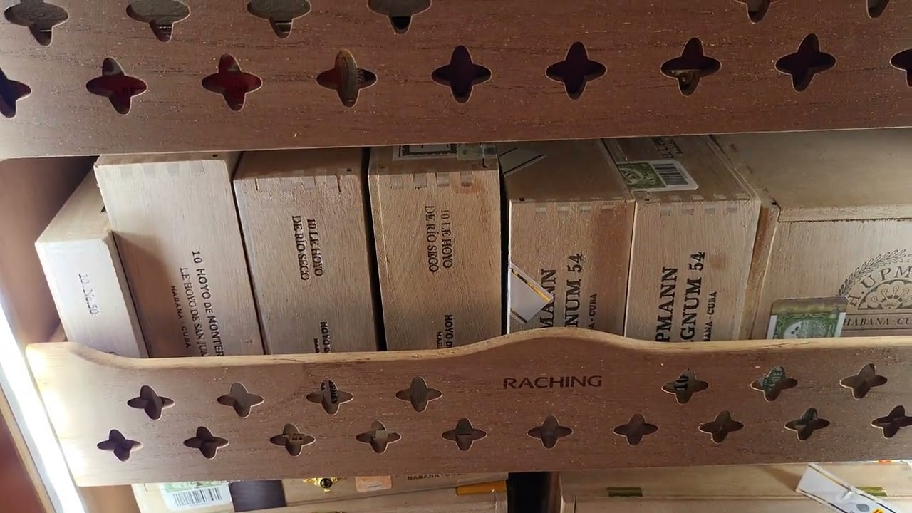 Raching MON3800A Cigar Humidor in 4K Cigars, 6ft Humidor Raching MON 3800A Cuban Cigars Cohiba