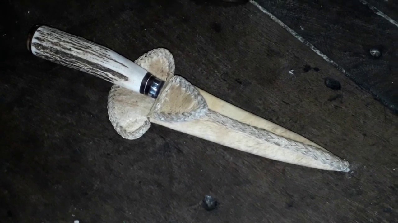 Haciendo un cuchillo para el asado.