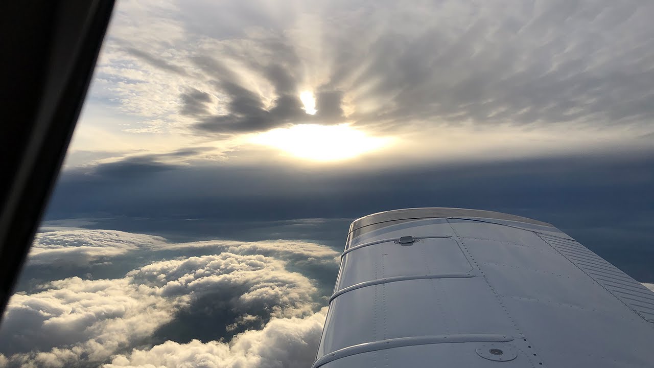 FLYING TO THE HILLS | ROANOKE VIRGINIA