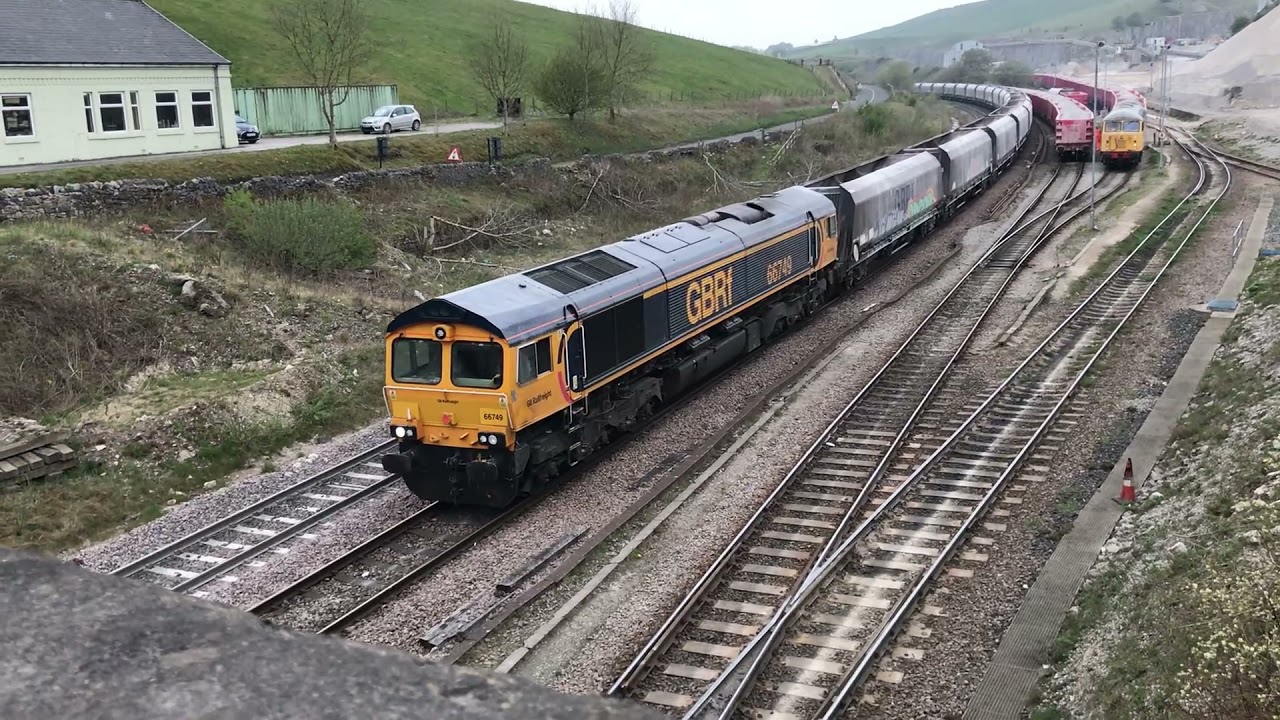 Trains - Dove Holes Quarry, Peak Forest - 24/04/2019 - (56081, 66749)
